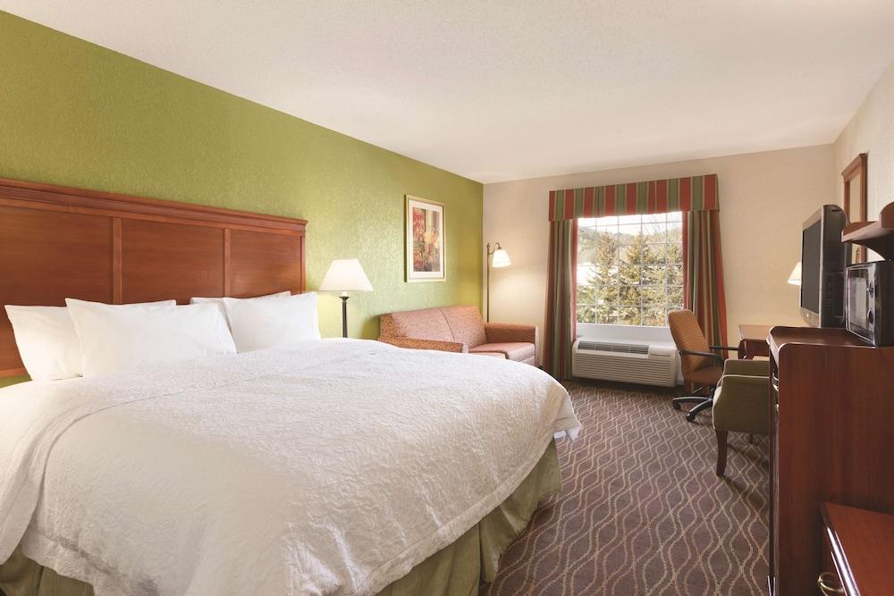 Hampton Inn & Suites Greenfield Esterno foto