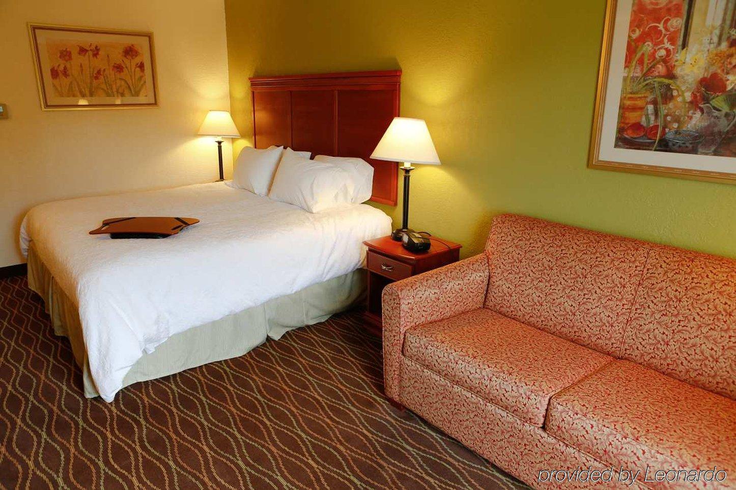 Hampton Inn & Suites Greenfield Esterno foto